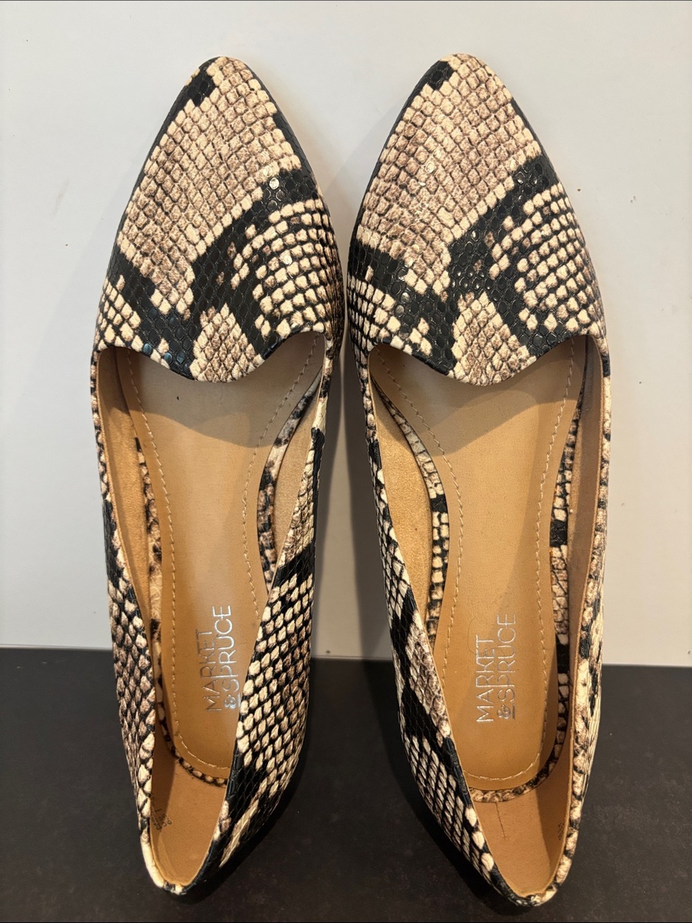 Market & Spruce Taupe and Black Snake-Print Pointed Flats Sz 6.5